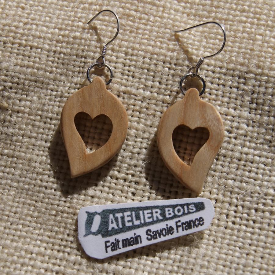 orecchini cuore frassino cerato, matrimonio in legno, San Valentino, fatti a mano