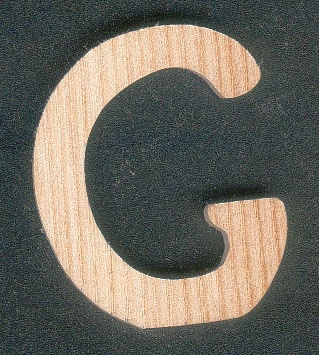 Lettera G in legno di frassino altezza 5 cm spessore 5 mm