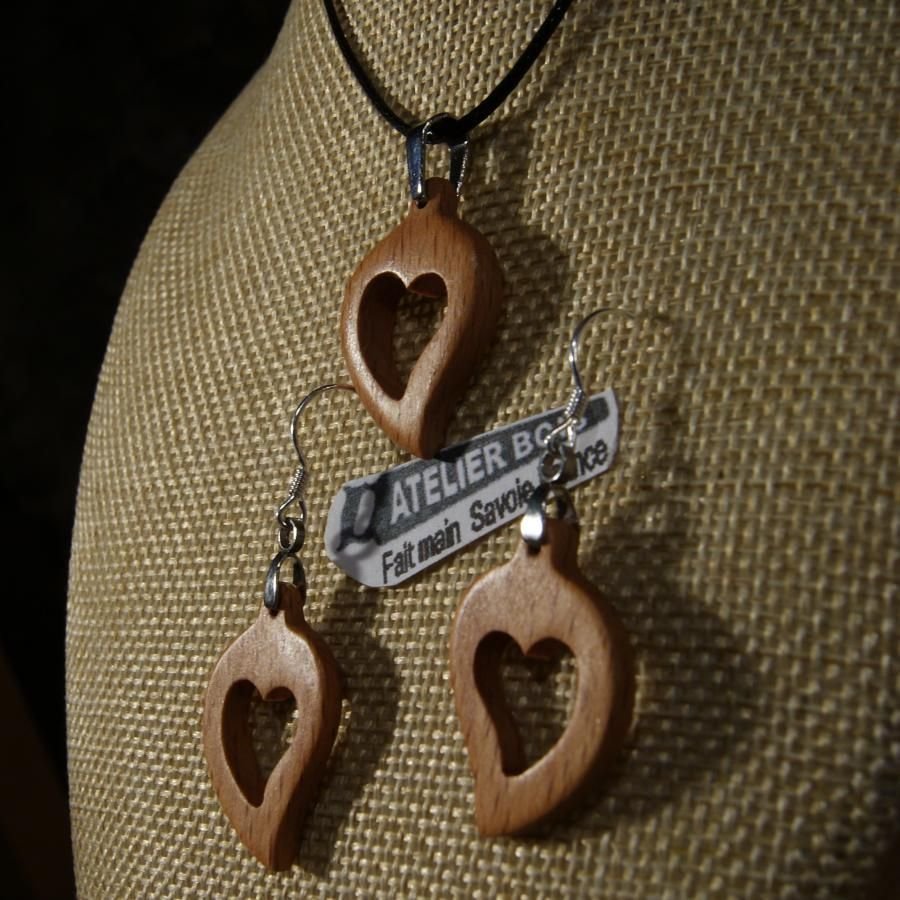 Set di cuori in legno di faggio, orecchini e ciondolo, idea regalo di matrimonio in legno, San Valentino, fatto a mano