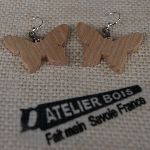orecchini a farfalla in legno massiccio di frassino gioielli etici in legno, gioielli naturali cerati fatti a mano