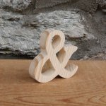 segno e, ampersand 15 cm in legno da posizionare