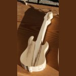 Chitarra elettrica di 15 cm in legno di betulla da appendere all'albero