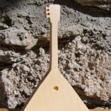 Balalaika in legno ht15cm