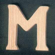Lettera M in legno da dipingere e incollare alta 5 m